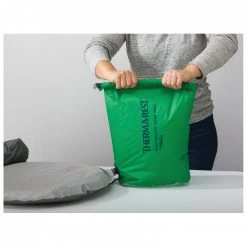 Therm-a-Rest - BlockerLite Pump Sack - Housse de rangement 9 Therm-a-Rest - BlockerLite Pump Sack - Housse de rangement -Matelas de camping Soldes therm a rest blockerlite pump sack housse de rangement detail 3